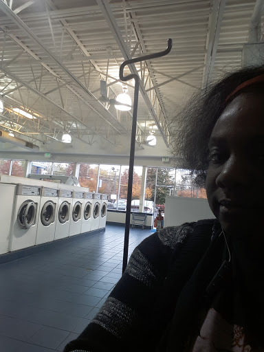 Laundromat «Sudsville 24 hour coin laundry», reviews and photos, 6811 Loch Raven Blvd, Baltimore, MD 21286, USA