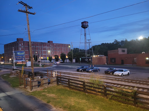 Live Music Venue «The Burl», reviews and photos, 375 Thompson Rd, Lexington, KY 40508, USA