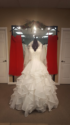 Bridal Shop «Sue Ames Bridal Outlet», reviews and photos, 202 N 10th St, Allentown, PA 18102, USA