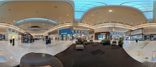 Shopping Mall «Oxmoor Center», reviews and photos, 7900 Shelbyville Rd, Louisville, KY 40222, USA