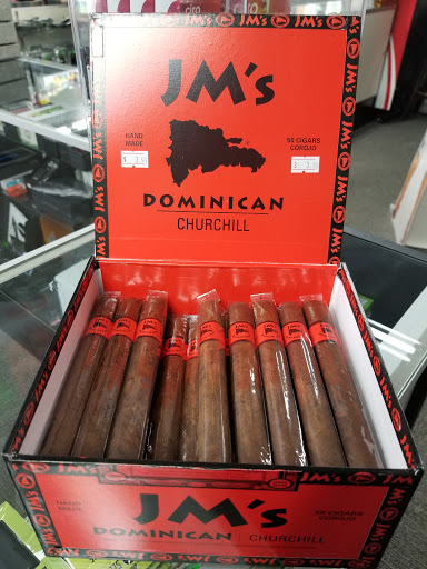 Tobacco Shop «In-n-Out Smoke Shop», reviews and photos, 10020 SW Beaverton Hillsdale Hwy, Beaverton, OR 97005, USA