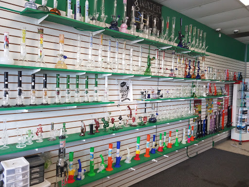 Tobacco Shop «Haven Smoke Shop», reviews and photos, 3205 W Saginaw St, Lansing, MI 48917, USA