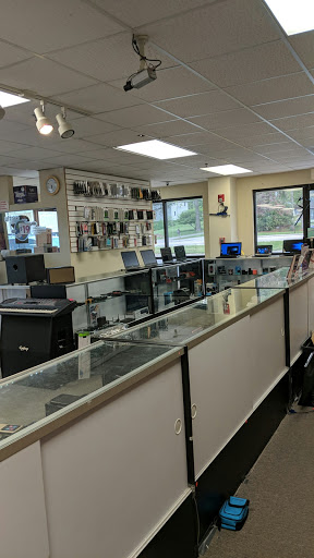 Jewelry Store «Jewelry & Electronics Exchange (JEX)», reviews and photos, 1217 Sheridan Rd, Winthrop Harbor, IL 60096, USA