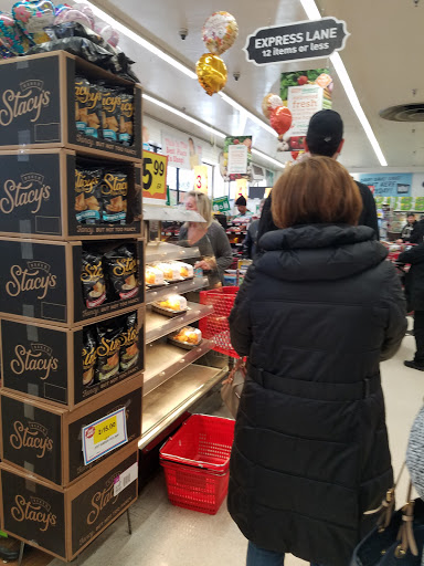 Supermarket «Best Market Franklin Square», reviews and photos, 696 Dogwood Ave, Franklin Square, NY 11010, USA