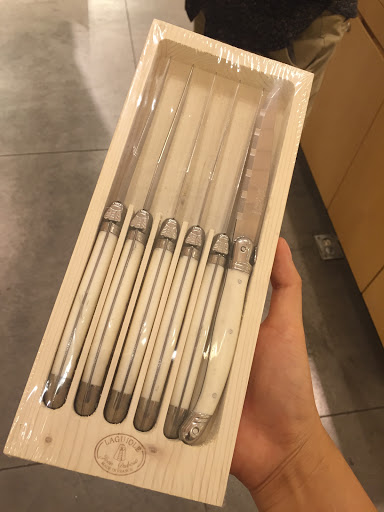 Furniture Store «Crate and Barrel», reviews and photos, 7014-604 E Camelback Rd, Scottsdale, AZ 85251, USA