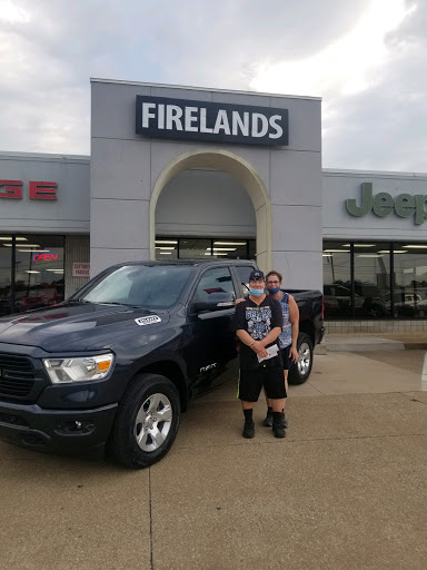 Car Dealer «Kasper Chrysler Dodge Jeep», reviews and photos, 2206 Cleveland Rd W, Sandusky, OH 44870, USA