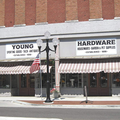 Hardware Store «Young Hardware», reviews and photos, 112 E 6th St, Hopkinsville, KY 42240, USA