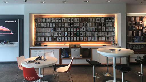 Cell Phone Store «AT&T», reviews and photos, 1319 Boston Post Rd Suite 4c, Milford, CT 06460, USA