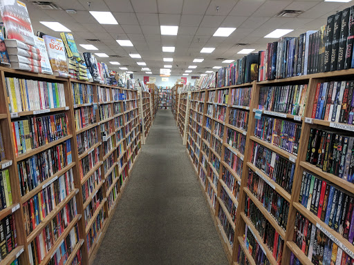 Book Store «Half Price Books», reviews and photos, 4322 E Cactus Rd, Phoenix, AZ 85032, USA