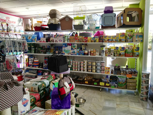 PET HAPPY en Vélez-Málaga