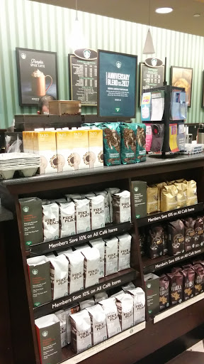 Book Store «Barnes & Noble», reviews and photos, 425 Marketplace Blvd, Hamilton Township, NJ 08691, USA