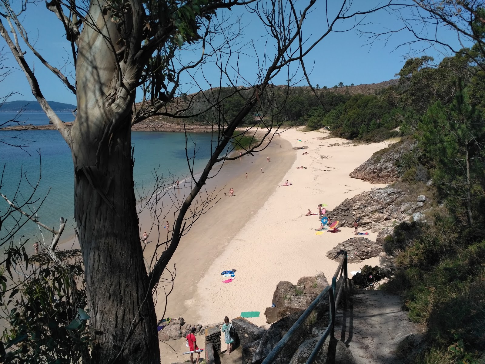 Foto van Praia de Gures - populaire plek onder ontspanningskenners
