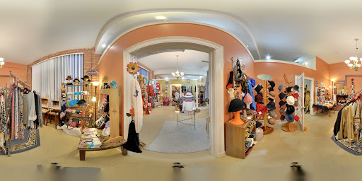 Boutique «Merchants At Cokers», reviews and photos, 401 Wilson Ave, Tullahoma, TN 37388, USA
