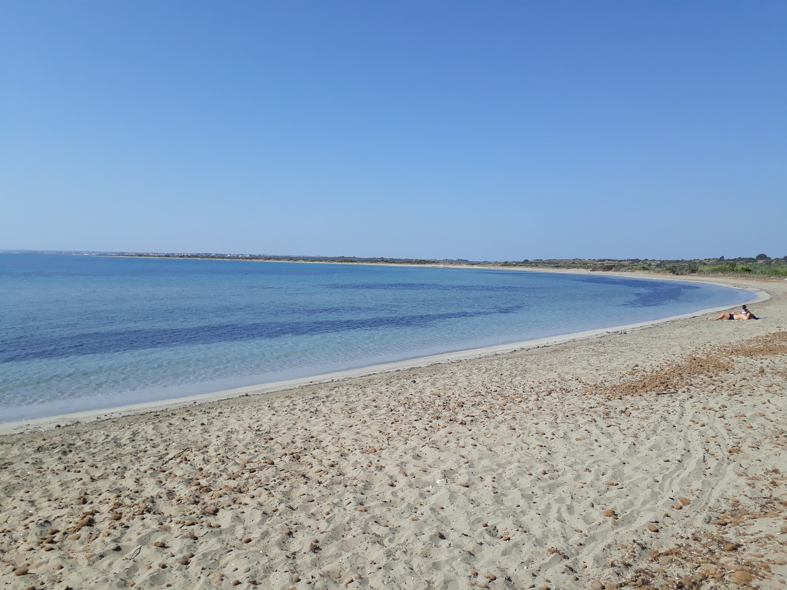 Foto von Strand von Vendicari mit brauner sand Oberfläche