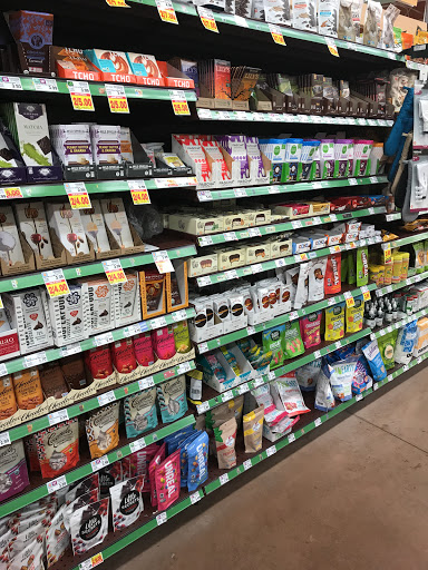 Grocery Store «Kroger», reviews and photos, 108 W Highland Rd, Howell, MI 48843, USA