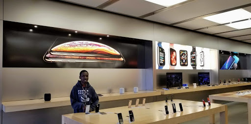 Computer Store «Apple Columbia», reviews and photos, 10300 Little Patuxent Pkwy, Columbia, MD 21044, USA