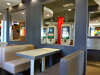 Atmosphère du Restauration rapide McDonald's à Le Vigen - n°10