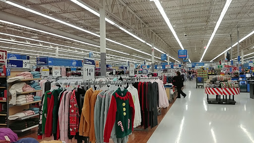 Department Store «Walmart Supercenter», reviews and photos, 7835 150th St W, Apple Valley, MN 55124, USA