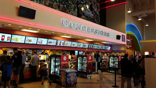 Movie Theater «Regal Cinemas The Loop 16 & RPX», reviews and photos, 3232 N John Young Pkwy, Kissimmee, FL 34741, USA