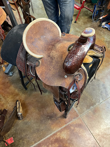 Tack Shop «R Bar B Saddle Tack & Trailer», reviews and photos, 3256 NE 39th St, Topeka, KS 66617, USA