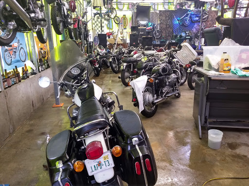 Bar «Greenhouse Moto Cafe», reviews and photos, 4021 Haywood Rd, Mills River, NC 28759, USA