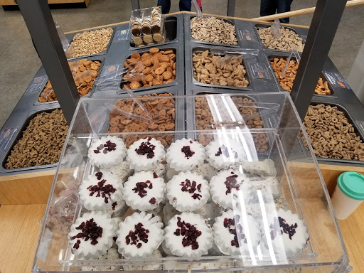 Pet Supply Store «Petco Animal Supplies», reviews and photos, 22 Peninsula Center, Rolling Hills Estates, CA 90274, USA