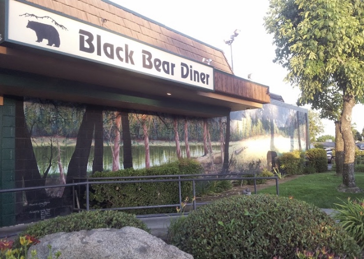 Black Bear Diner Tulare 93274