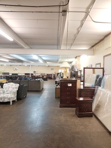 Furniture Store «Durham Discount Furniture», reviews and photos, 804 N Miami Blvd, Durham, NC 27703, USA