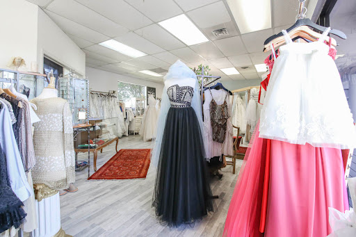 Bridal Shop «Nouvelle Bridal Boutique», reviews and photos, 3705 El Camino Real, Palo Alto, CA 94306, USA