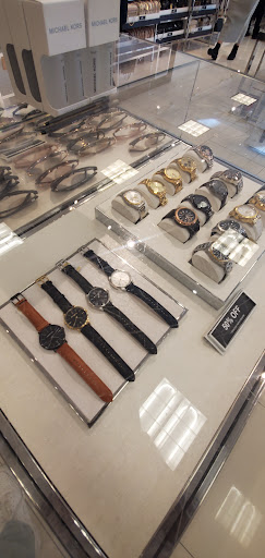 Fashion Accessories Store «Michael Kors», reviews and photos, 3690 Livermore Outlets Dr, Livermore, CA 94551, USA