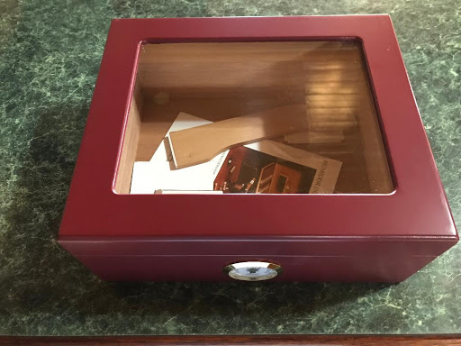 Tobacco Shop «Old Firehouse Smoke Shop», reviews and photos, 116 Rock St, Fall River, MA 02720, USA