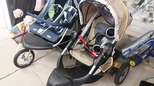 Thrift Store «St Vincent De Paul Thrift Store», reviews and photos, 2101 Leavenworth St, Omaha, NE 68102, USA