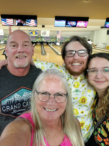 Bowling Alley «Madison Park Family Bowling Center», reviews and photos, 25023 John R Rd, Madison Heights, MI 48071, USA