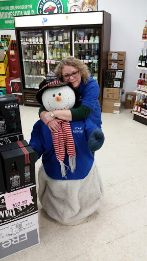 Liquor Store «Star Liquors», reviews and photos, 4190 Vinewood Ln N # 102, Minneapolis, MN 55442, USA