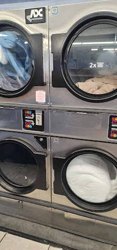 Coin Operated Laundry Equipment Supplier «Blue Moon Coin Laundry», reviews and photos, 5425 Linda Vista Rd, San Diego, CA 92110, USA