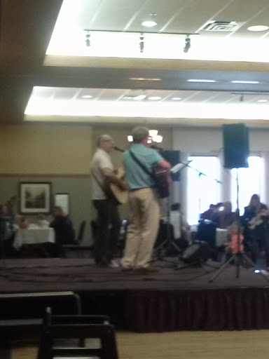 Community Center «Oak Creek Community Center», reviews and photos, 8580 S Howell Ave, Oak Creek, WI 53154, USA