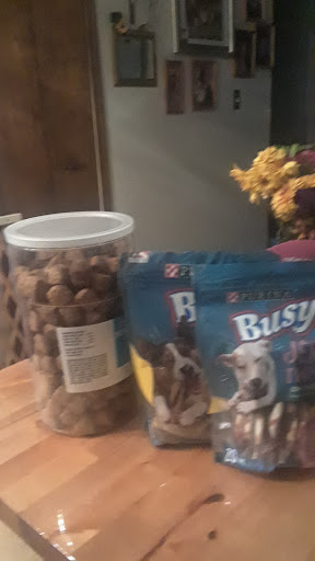 Pet Supply Store «Pet Supplies Plus», reviews and photos, 15060 Eureka Rd, Southgate, MI 48195, USA