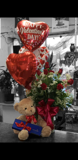 Florist «Kern Park Flower Shoppe», reviews and photos, 6713 SE Holgate Blvd, Portland, OR 97206, USA