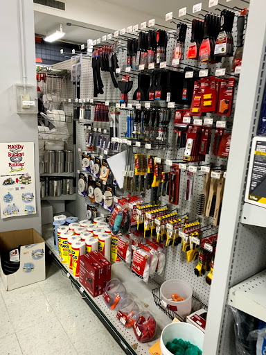 Hardware Store «Blackhawk Hardware», reviews and photos, 4225 Parkroad Shopping Center, Charlotte, NC 28209, USA
