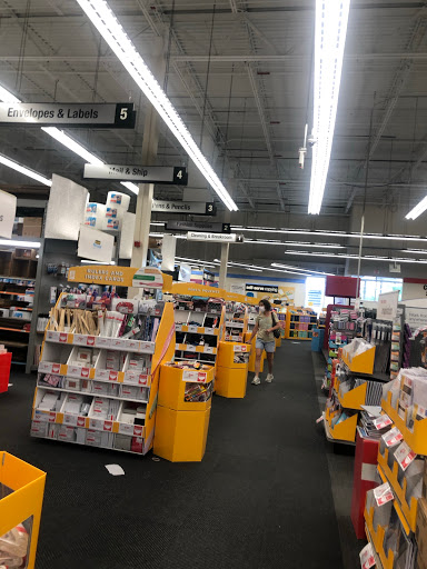 Office Supply Store «Staples», reviews and photos, 1075 N Main St, Warrington, PA 18976, USA