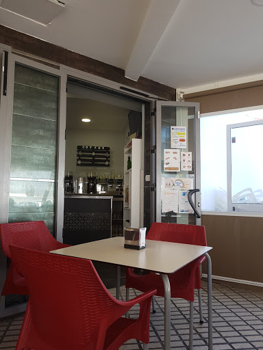 Café Bar Alcalá - C. Victoriano Ruiz, 2, 29700 Vélez-Málaga, Málaga