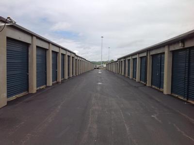 Self-Storage Facility «Life Storage», reviews and photos, 485 N Hwy Dr, Fenton, MO 63026, USA
