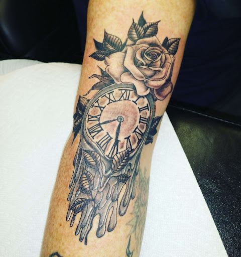 Explore tattoo ideas daisy, creative tattoo ideas in Carbondale, available at MsCandyTattoo