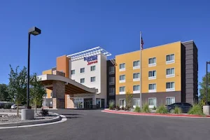 Fairfield Inn & Suites by Marriott Farmington image