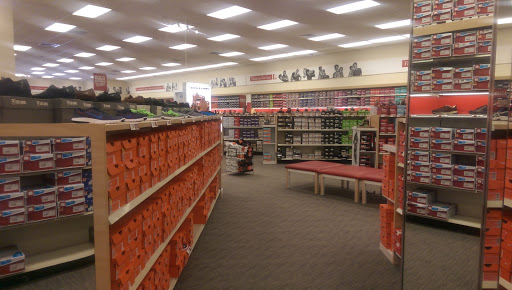 Shoe Store «Famous Footwear», reviews and photos, 700 Rockhill Dr, Bensalem, PA 19020, USA