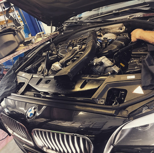 Auto Repair Shop «Floral Park Gas & Auto Repair», reviews and photos, 286 Jericho Turnpike, Floral Park, NY 11001, USA