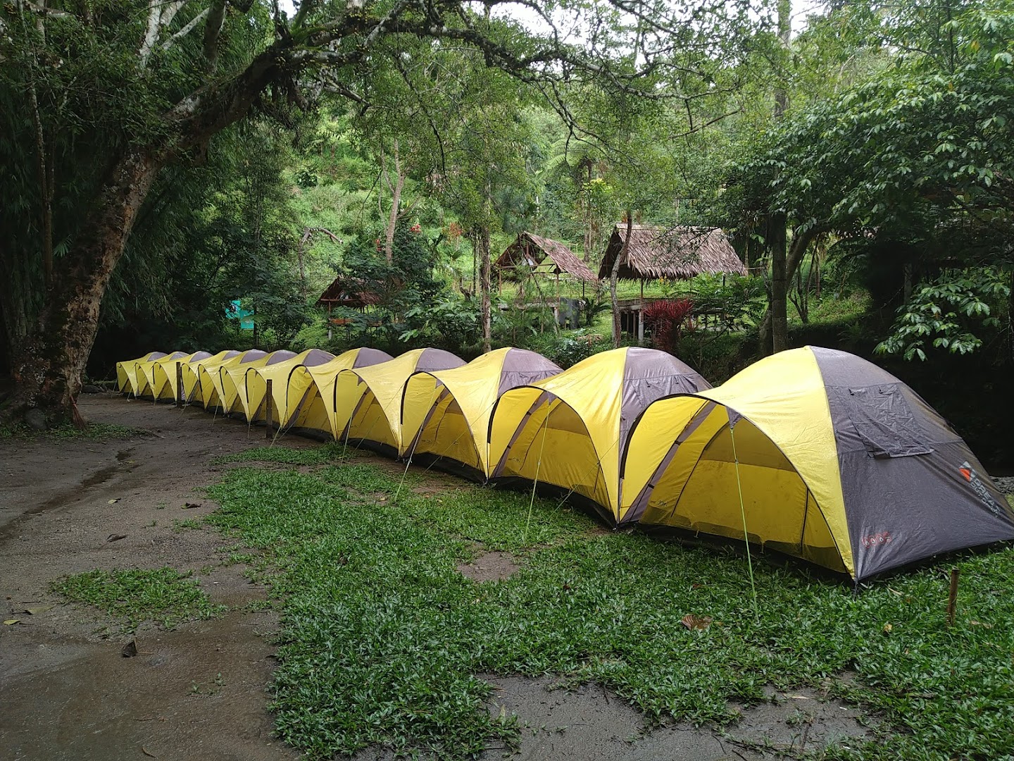 Gambar Pentago Outdoor