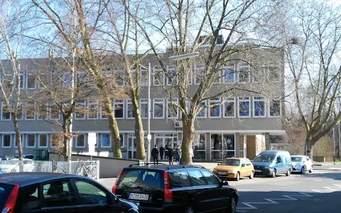 Gymnasium Thusneldastraße Köln-Deutz image