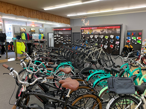 Bicycle Store «Trek Bicycle Store Greenville», reviews and photos, 1426 Laurens Rd, Greenville, SC 29607, USA