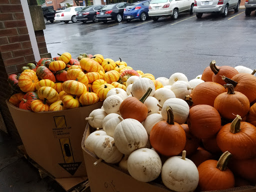 Grocery Store «Hen House Market #35», reviews and photos, 2724 W 53rd St, Fairway, KS 66205, USA